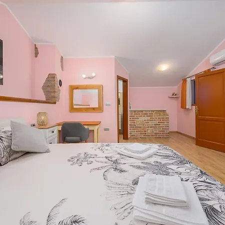 Amalka By Istrialux Bibići