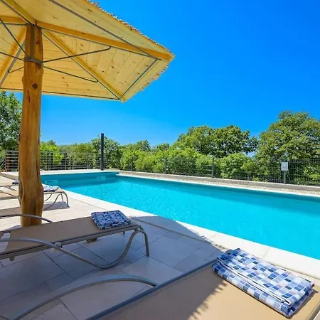 Amalka By Istrialux *