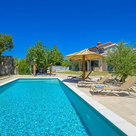 Amalka By Istrialux Βίλα Bibici